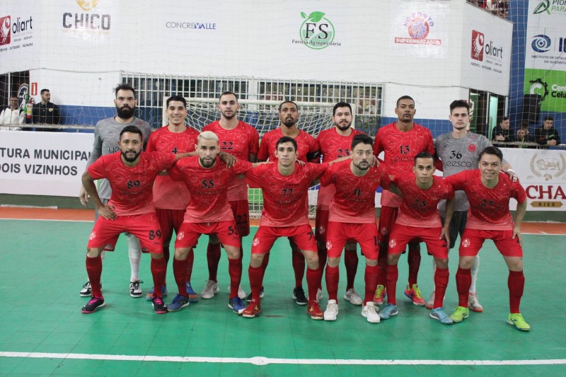 Brasil vence na prorrogação e fatura Mundial de Futsal
